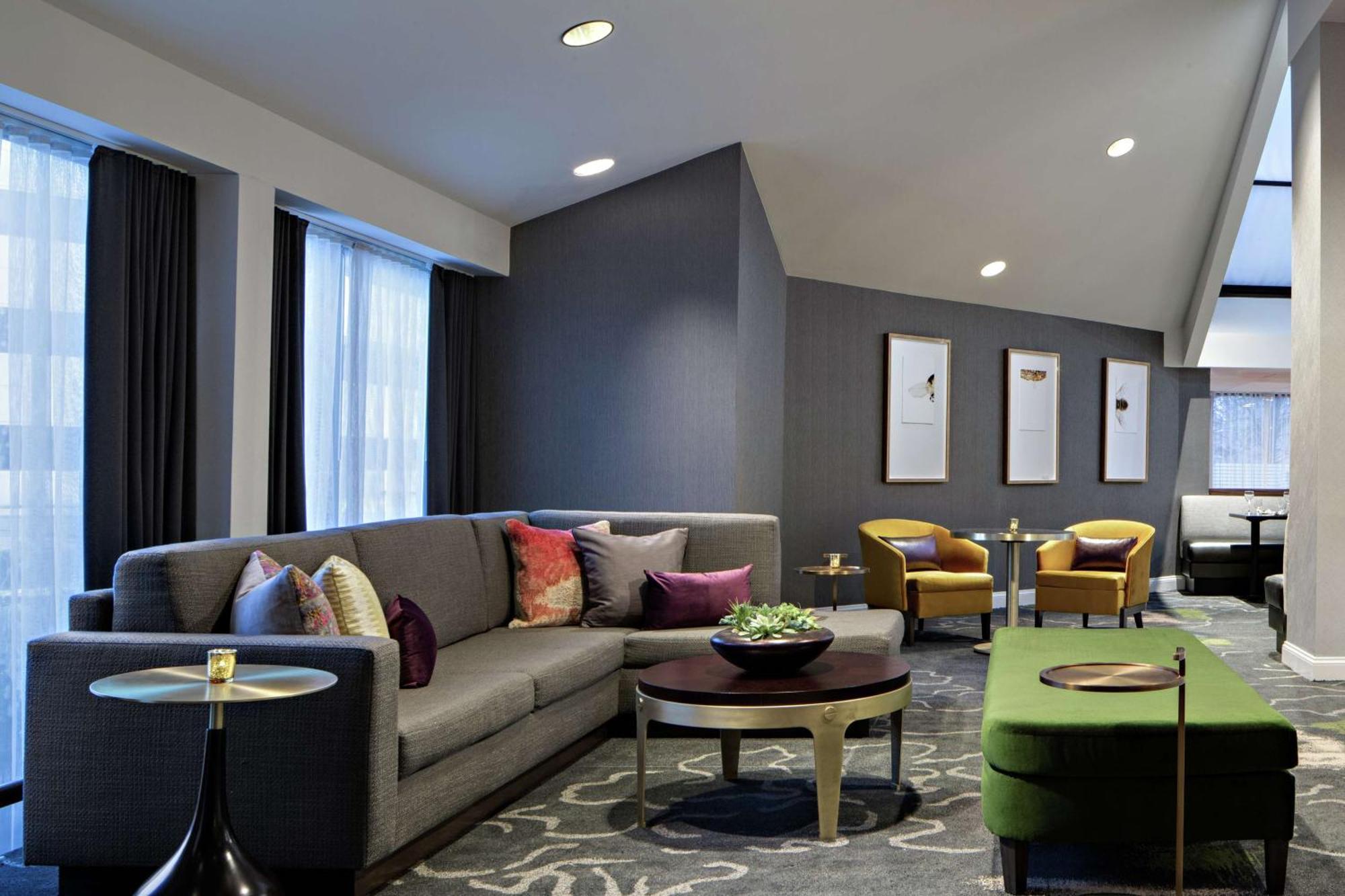 Doubletree By Hilton Fairfield Hotel & Suites Екстер'єр фото